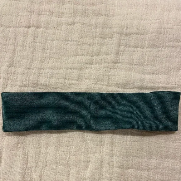 under armour dark green headband - Picture 3 of 4